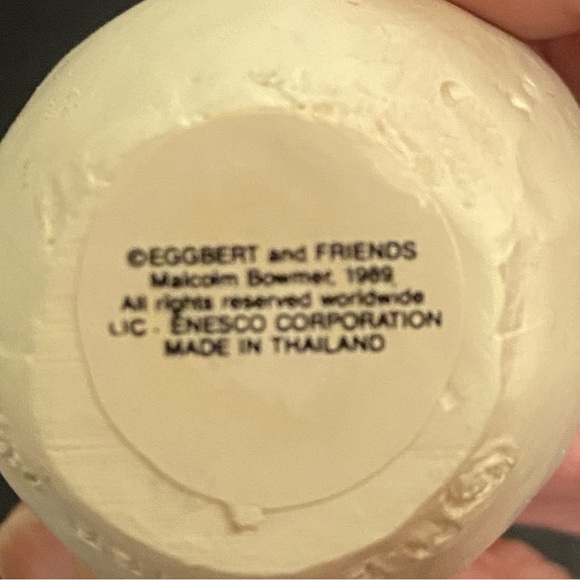 Vintage Enesco Eggbert and Friends “Eggsecutive” 764612 figurine w/ tag. 3.5”H - Picture 4 of 8